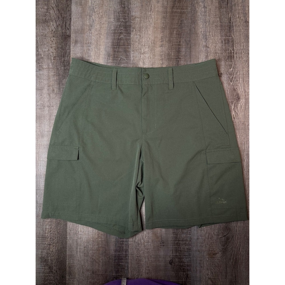 LL Bean Womens Olive Green Cargo Shorts Size 12 Reg Recycled Sorona 521646